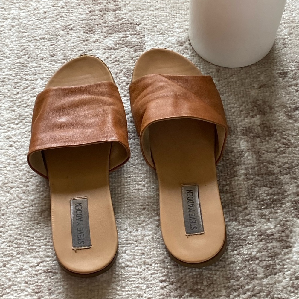 Steve Madden Brown Sandals - Picture 2 of 4